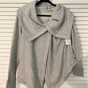 Wrap style sweatshirt Z by Zella M